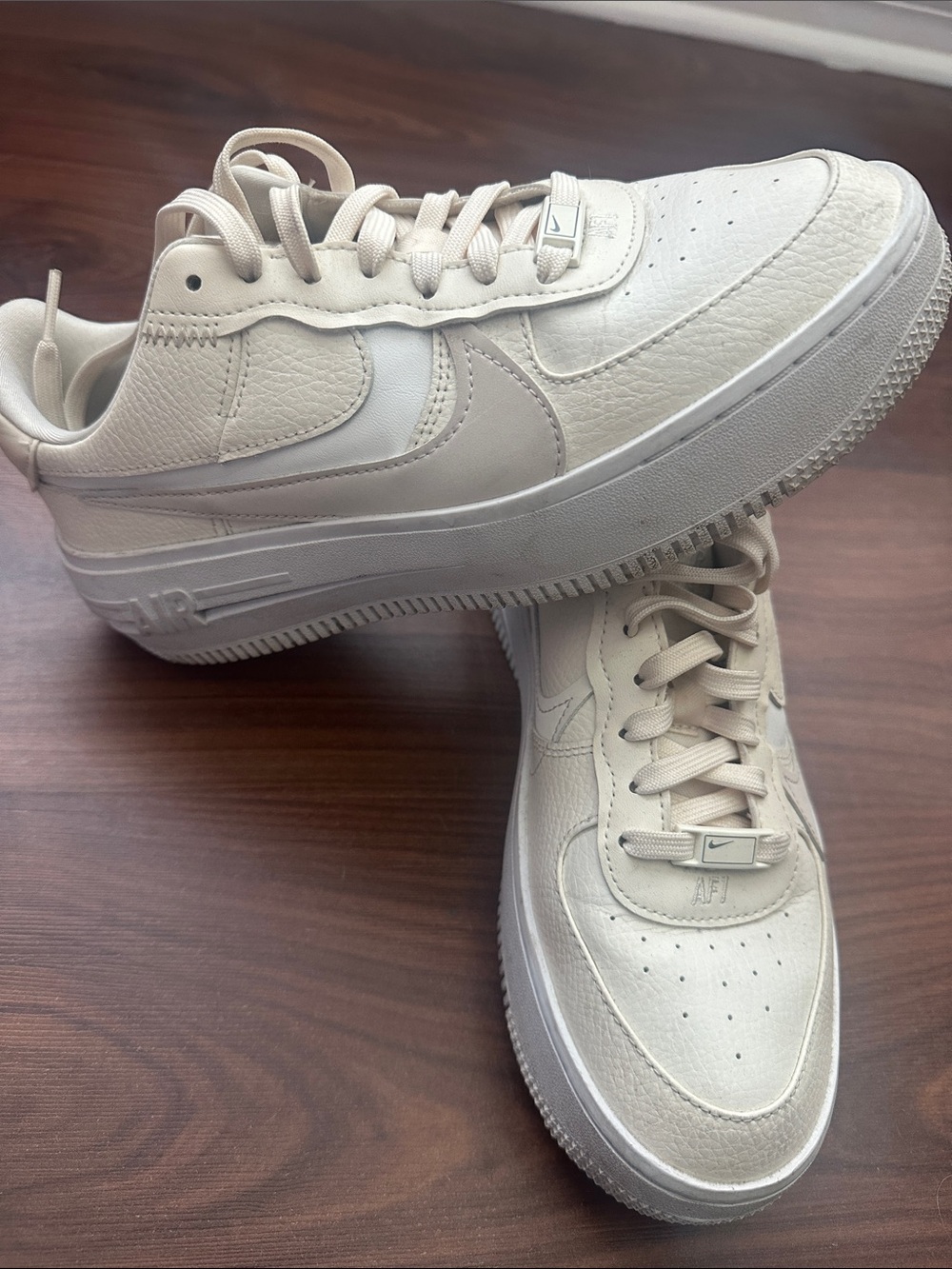 Nike Women's Low-Top Athletic Sneakers - Cream
